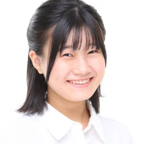 ミュージカル「カミヒト」カミヒト スペシャルアーティスト 上野彩喜 AKI UENO  長崎県出身 創聖のアクエリオンを歌うbless4がプロデュースする男女混合コーラスダンスグループAMWのリーダー。地域のイベントから海外アニソンフェスまで、大小100以上のイベントに出演し、川崎市推しミュージシャン1位を獲得した実績がある。《主な出演歴》2024年8月 Cosfest2024（シンガポール）、&nbsp;2023年8月 Luminous Nexus Anime Festa2023（香港）、2023年2月 フィリピン大統領夕食-フィリピン大統領の面前でアカペラ歌唱